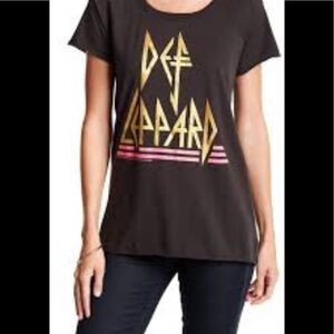 CHASER Def Leppard raw hem rocker tee size xs